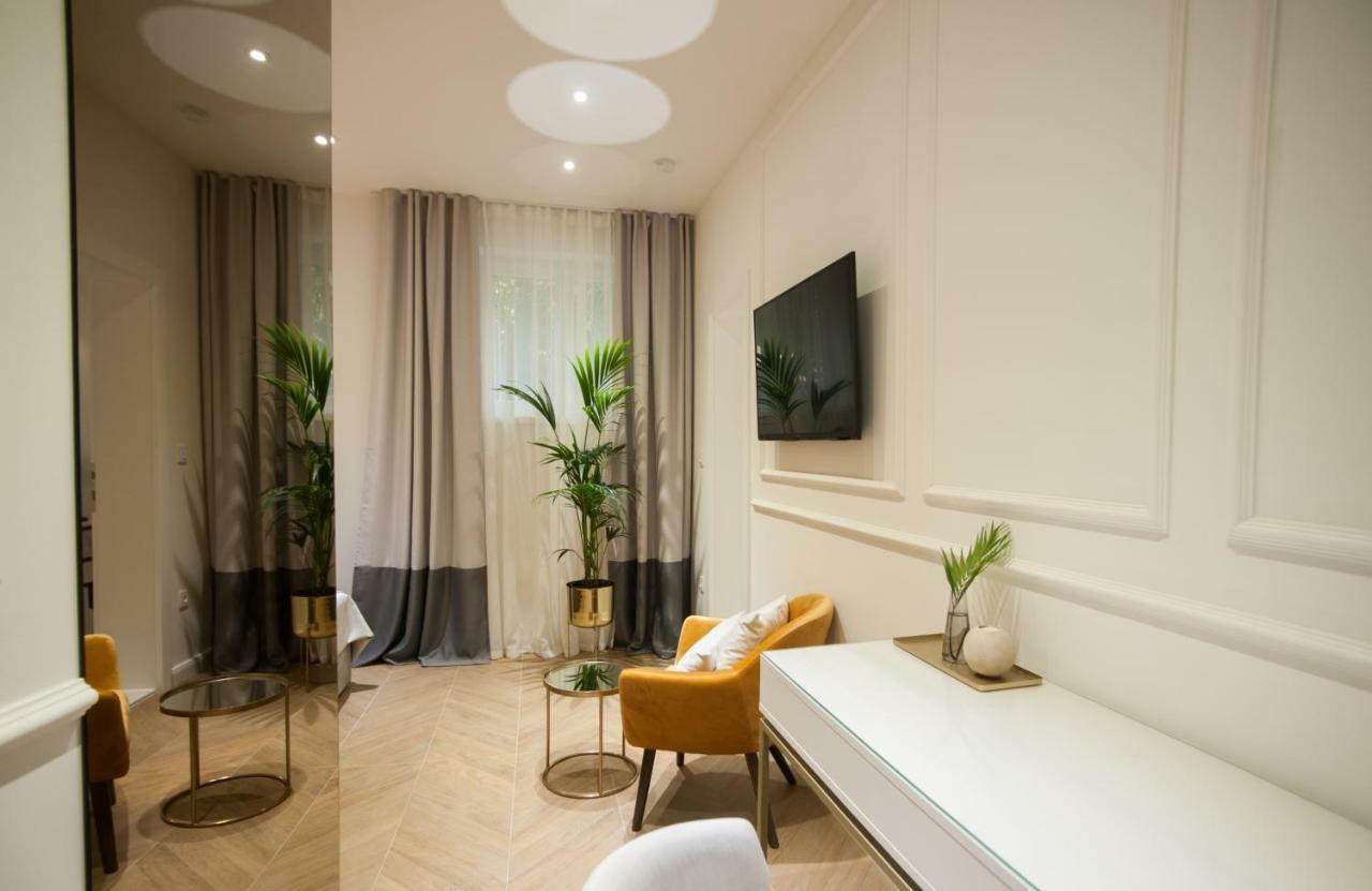 Club 5 Boutique Rooms Σπλιτ Εξωτερικό φωτογραφία