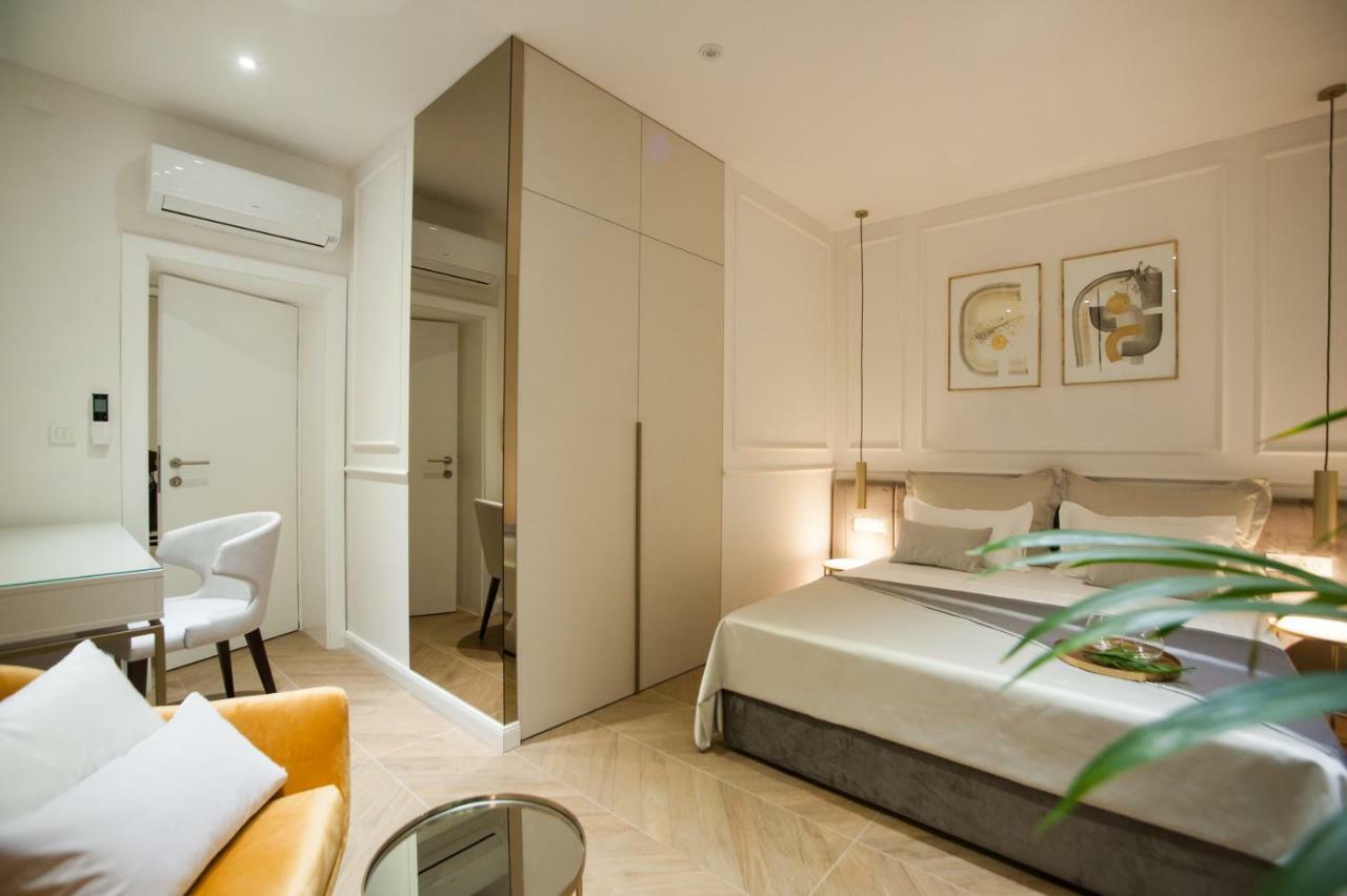 Club 5 Boutique Rooms Σπλιτ Εξωτερικό φωτογραφία