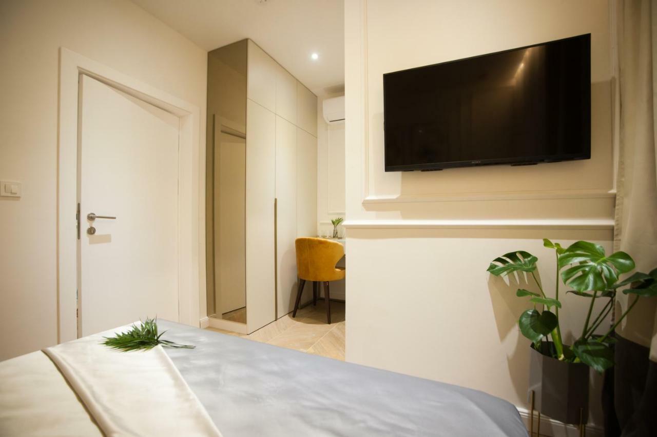 Club 5 Boutique Rooms Σπλιτ Εξωτερικό φωτογραφία